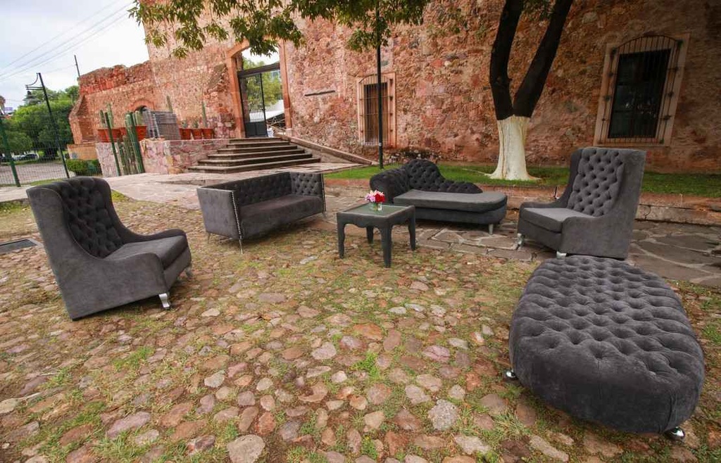 Sala Lounge Gris Capitoneada