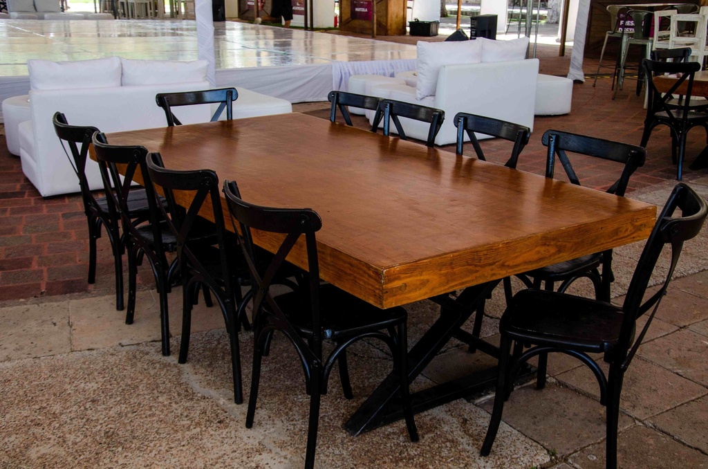 Mesa Verona