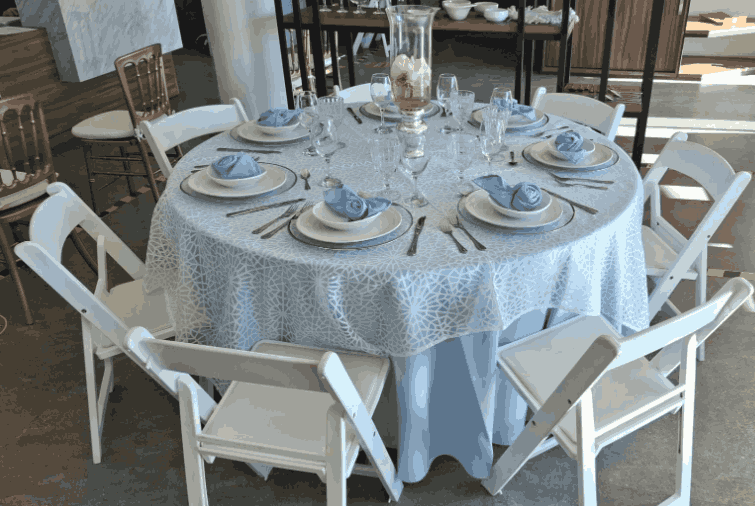 Cubre Mantel Organza