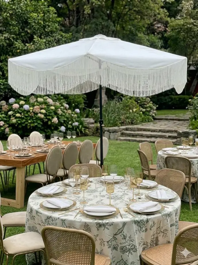 Sombrilla Natural con Flecos 2.70 de diámetro